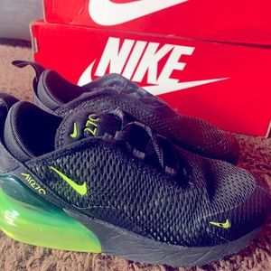Nike Air Max 270